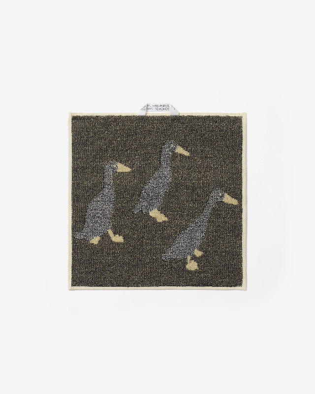WARMGREY TAIL(ウォームグレーテール）/ INDIAN RUNNER DUCKS HAND TOWEL【バーンストア】