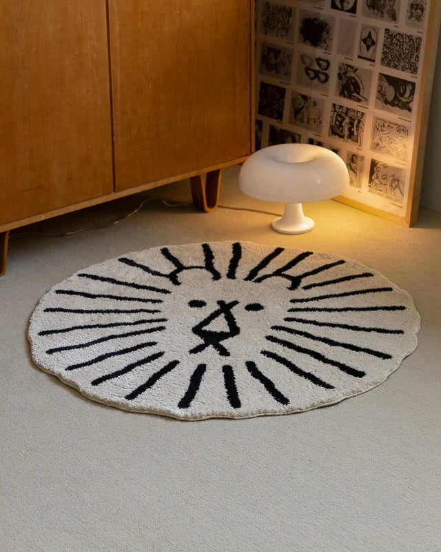 WARMGREY TAIL(ウォームグレーテール）/ LION RUG - BLACK LINE ON IVORY (ø100cm)【バーンストア】