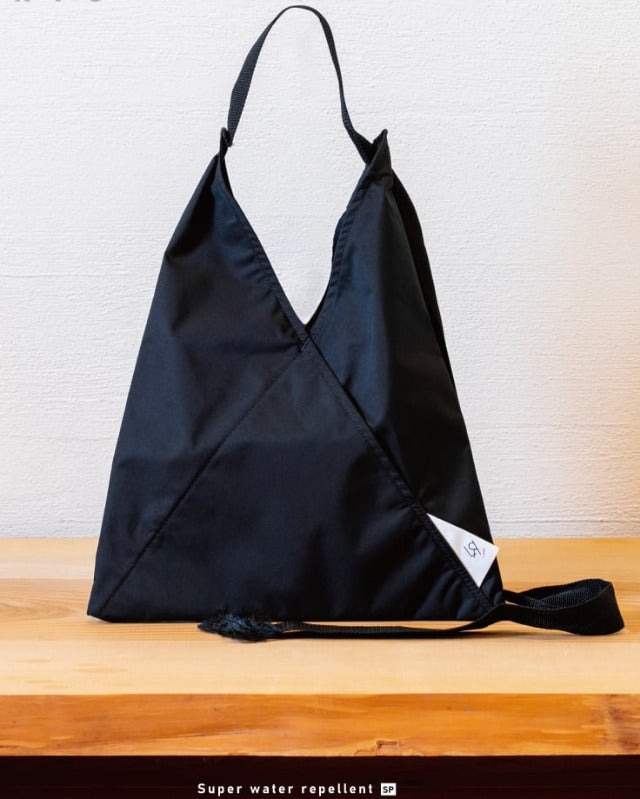 【バーンストア】 LIVERAL / Niji 【S】Super water repellent