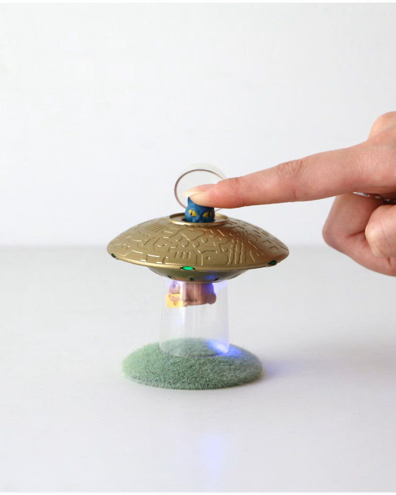 DETAIL(ディテール) / Toy & Book "UFO Cat Invasion" & "UFO Cow Abduction"  トイ＆ブック UFO【サラダボゥル】