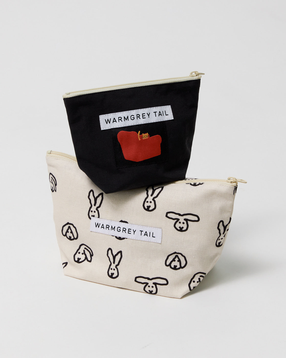 WARMGREY TAIL(ウォームグレーテール）/ ARMCHAIR LABEL STANDING POUCH - BLACK [S]【バーンストア】