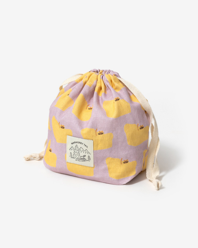 【バーンストア】WARMGREY TAIL / ARMCHAIR STRING POUCH - YELLOW ON PINK